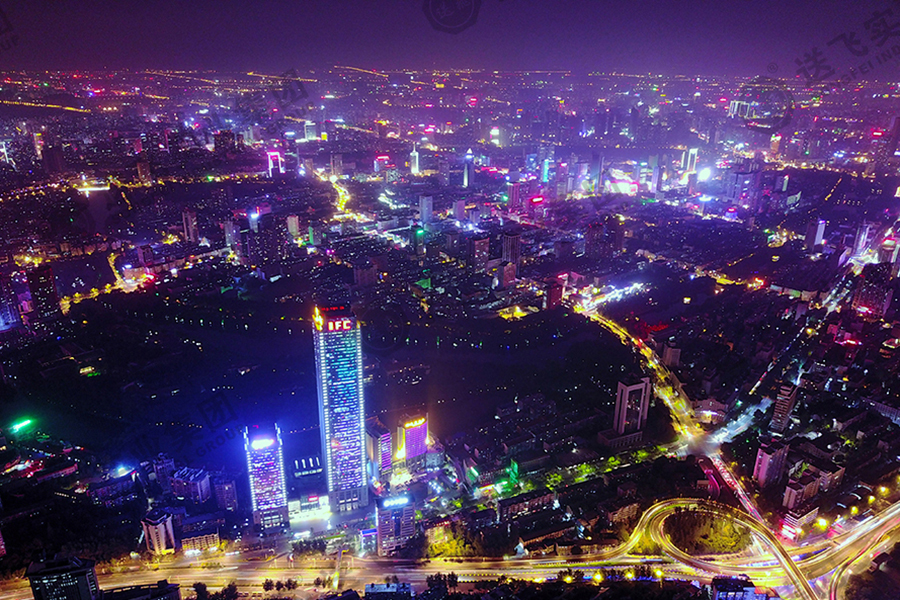 安徽合肥?新城國際 高架直升機(jī)場(chǎng)的工程鳥瞰圖 安徽合肥?新城國際 高架直升機(jī)場(chǎng)的工程鳥瞰圖1